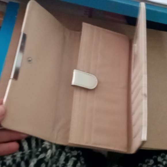 Gold wallet new - Picture 4 of 5